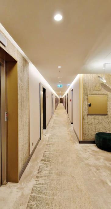 2Budapest Eye-Freegym And Sauna Luxury Home エクステリア 写真