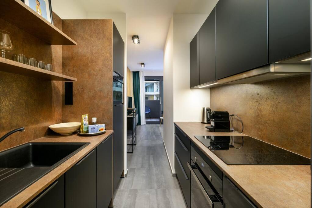 2Budapest Eye-Freegym And Sauna Luxury Home エクステリア 写真